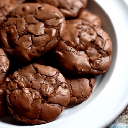 plate of fudgey chocolate brownie cookies