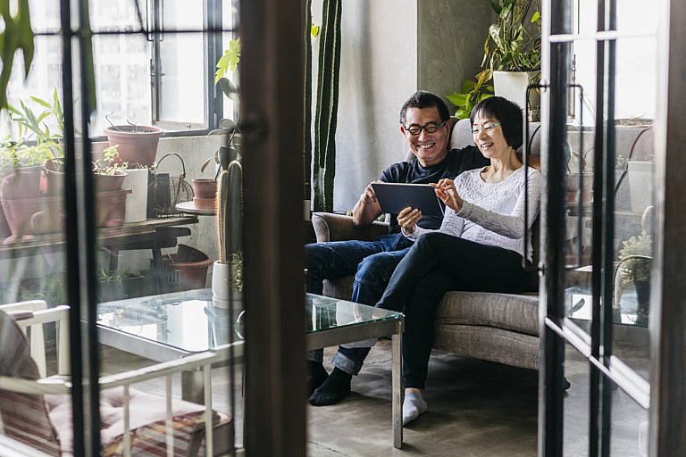 Couple planning their retirement in their estate plan.